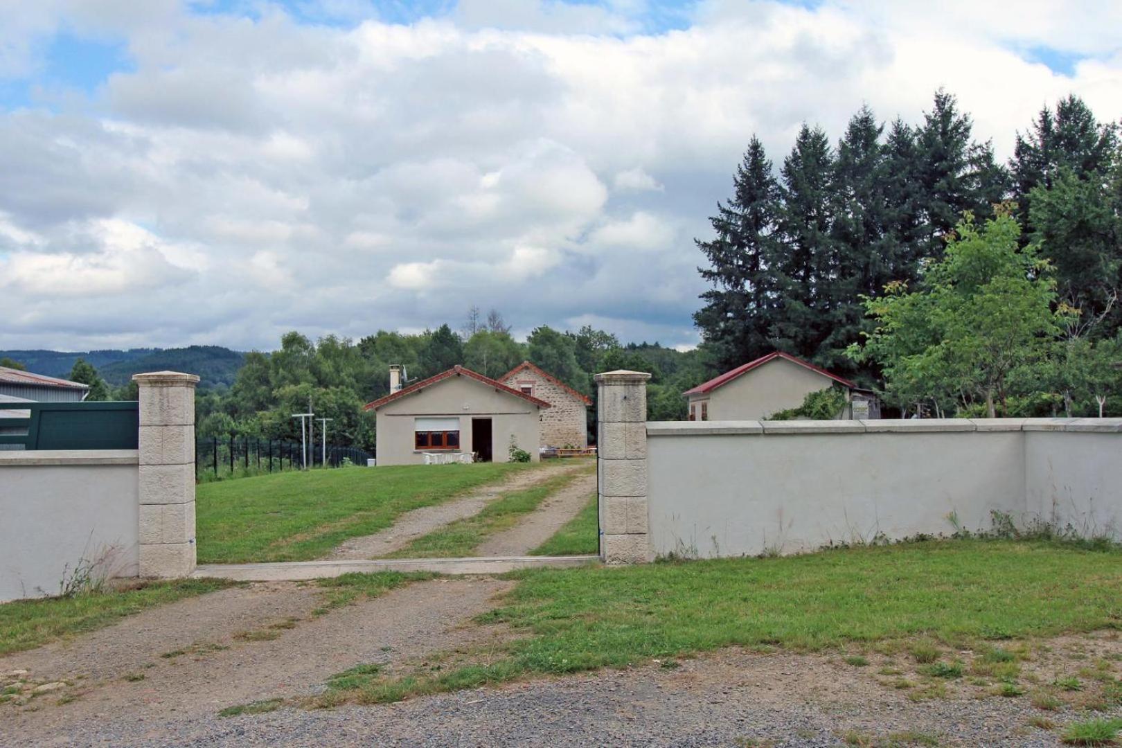 Au Bon Accueil Villa Peyrat-le-Château Kültér fotó